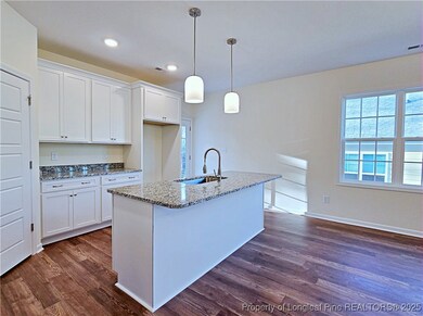 1822 Fordham Dr, Fayetteville, NC 28304 - photo 7