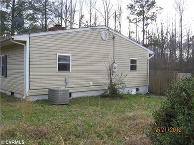 Exterior Front - right side