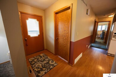 834 N 3rd St, Hampton, NE 68843 - photo 5