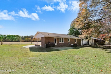1708 Strawberry Branch Rd, Kinston, NC 28501 - photo 6