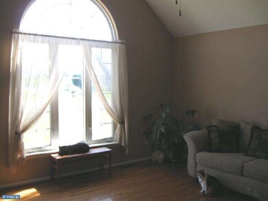 117 W Harvest Dr, New Castle, DE 19720 - photo 2