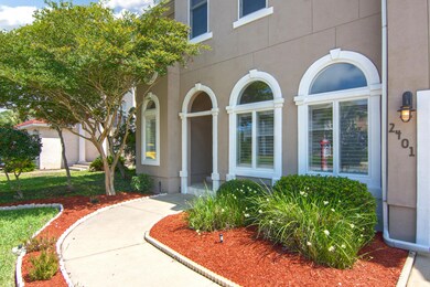 2401 Palm Harbor Dr-02