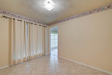 2925 Rowan Burton Rd, Alvin, TX 77511 - photo 4