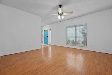 1105 Hall Dr, Wylie, TX 75098 - photo 3
