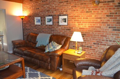 LIVING ROOM 2