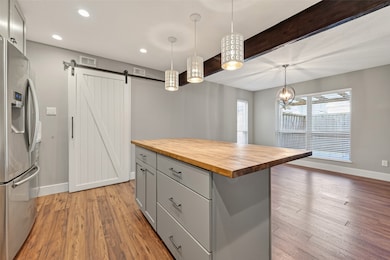 12800 Briar Forest Dr unit 129, Houston, TX 77077 - photo 7