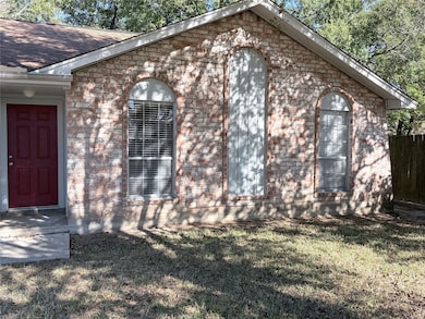 1802 Oaklawn St, Sugar Land, TX 77498 - photo 3