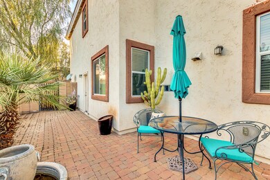 Cozy Yard w Water Feature