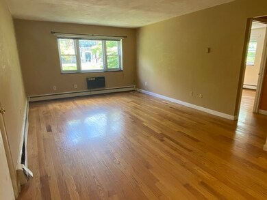 79 Walnut St unit 5, Newtonville, MA 02460 - photo 2
