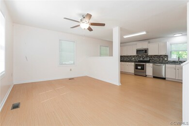 2528 Teal Cir, Ruther Glen, VA 22546 - photo 6