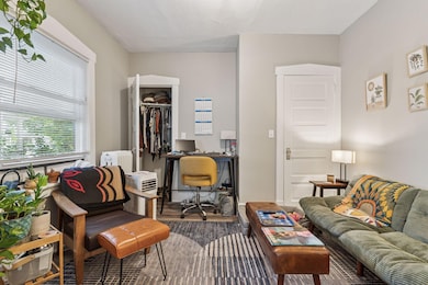 1083 Chatsworth St N, Saint Paul, MN 55103 - photo 5