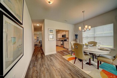 10 Dining - furnished