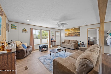 512 Evins Lane, Pinetown, NC