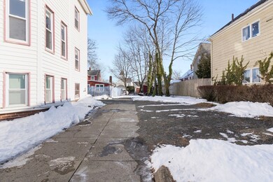 55 Pine St unit 2, Swampscott, MA 01907 - photo 4