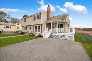 184 Hibiscus Ave, Weymouth, MA 02188 - photo 2