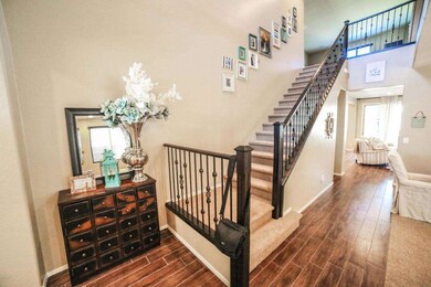 3104 E Regina Street-10