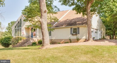 983 Willowdale Dr, Shepherdstown, WV 25443 - photo 4