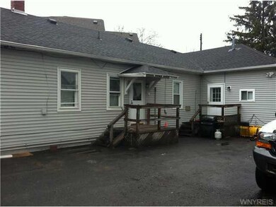 1029 Oliver St, North Tonawanda, NY 14120 - photo 3