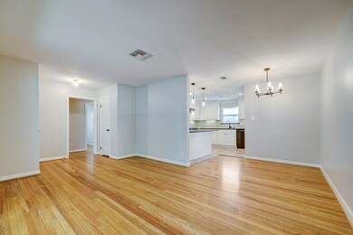 2211 Cheshire Ln, Houston, TX 77018 - photo 5