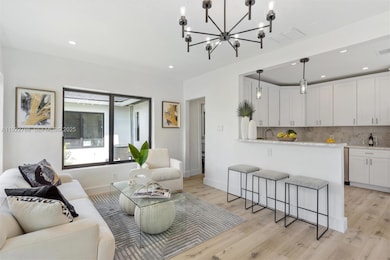 12345 NE 11th Ct, North Miami, FL 33161 - photo 4