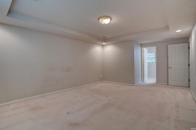 215 S Tinsel Cir W, Santa Claus, IN 47579 - photo 4