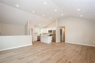 70 Simmons St, Providence, RI 02909 - photo 4