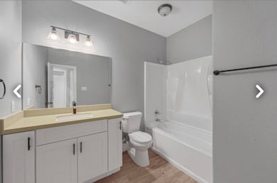 4631 Briscoe St, Houston, TX 77051 - photo 4