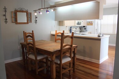 31 Clinton Ct unit B, Royal Palm Beach, FL 33411 - photo 6