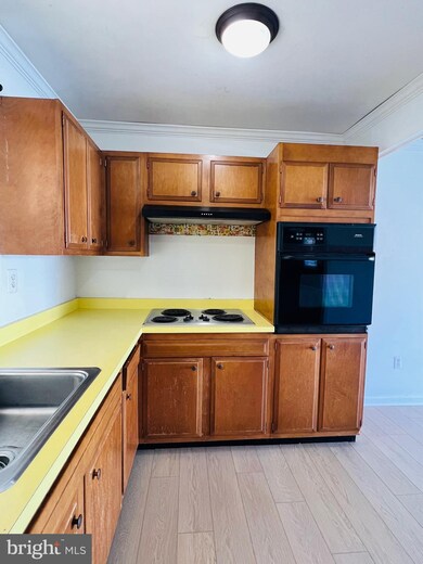 12104 Rockledge Dr, Bowie, MD 20715 - photo 5