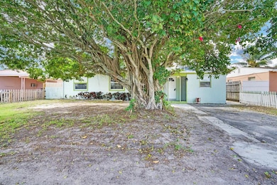 2128 Longwood Rd, West Palm Beach, FL 33409 - photo 2