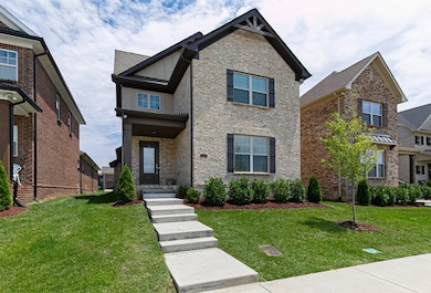 1025 Paddock Park Cir, Gallatin, TN 37066 - photo 3