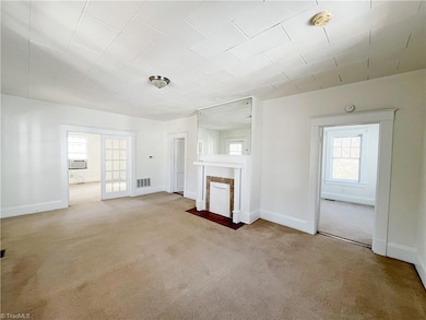 1104 Gregory St, Greensboro, NC 27403 - photo 3