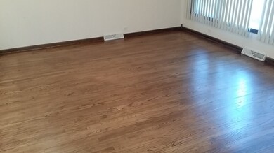 1638 Gardner Rd, Westchester, IL 60154 - photo 6