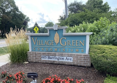 Village Green Condominiums unit 216, East Dundee, IL 60118 - photo 2