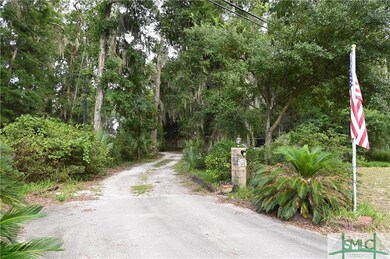 1118 Walthour Rd, Savannah, GA 31410 - photo 2