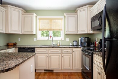 59 Silvercup Cir, West Warwick, RI 02893 - photo 6