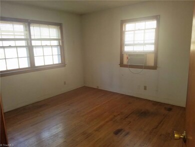 5315 Seagrove Plank Rd, Asheboro, NC 27205 - photo 2