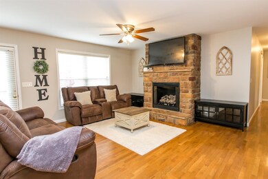 737 Central Pike, Harrodsburg, KY 40330 - photo 6