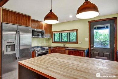 12_Kitchen