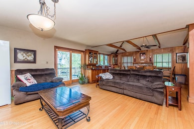 Living room 2