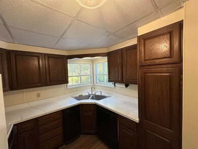 567 Cheshire St, Berlin, NH 03570 - photo 7