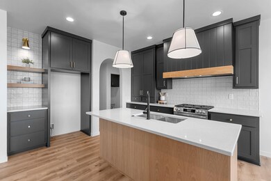 4036 Antwerp Ave, Howard, WI 54313 - photo 3