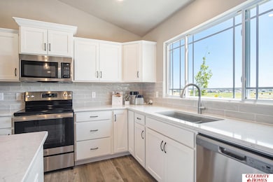 8179 N 174th Ave, Bennington, NE 68007 - photo 6