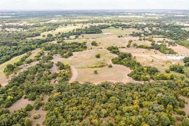 1653 County Road 4757, Boyd, TX 76023 - photo 5