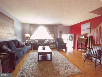 4237 Lyman Dr, Philadelphia, PA 19114 - photo 2