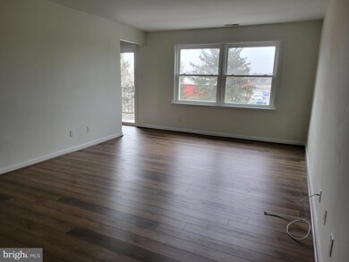 300 Chapel Ct, Walkersville, MD 21793 - photo 2