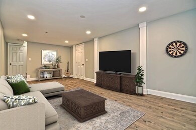 25 Laurel Ln, Bellingham, MA 02019 - photo 3