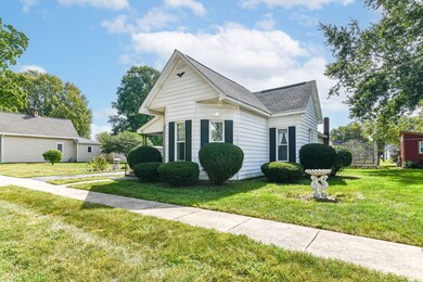 404 E 8th St, Sheridan, IN 46069 - photo 4