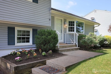 505 Runyon Ave, Piscataway, NJ 08854 - photo 4