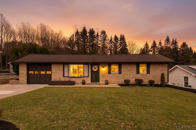 536 Kissell Ln, Johnstown, PA 15909 - photo 2